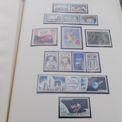 Collection timbres de France neufs 1946-1972 complet en album.