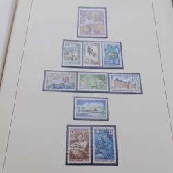 Collection timbres de France neufs 1946-1972 complet en album.