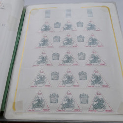 Lot massif de timbres de Monaco neufs et oblitérés en 6 albums.
