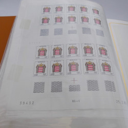 Lot massif de timbres de Monaco neufs et oblitérés en 6 albums.