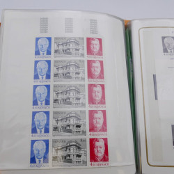 Lot massif de timbres de Monaco neufs et oblitérés en 6 albums.