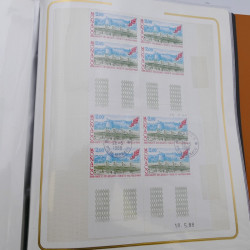 Lot massif de timbres de Monaco neufs et oblitérés en 6 albums.