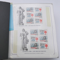 Lot massif de timbres de Monaco neufs et oblitérés en 6 albums.
