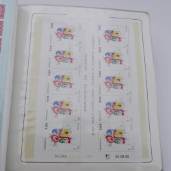 Lot massif de timbres de Monaco neufs et oblitérés en 6 albums.