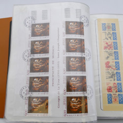 Lot massif de timbres de Monaco neufs et oblitérés en 6 albums.