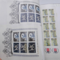 Lot massif de timbres de Monaco neufs et oblitérés en 6 albums.