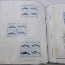 Lot massif de timbres de Monaco neufs et oblitérés en 6 albums.