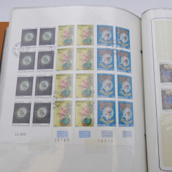 Lot massif de timbres de Monaco neufs et oblitérés en 6 albums.