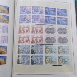 Lot massif de timbres de Monaco neufs et oblitérés en 6 albums.