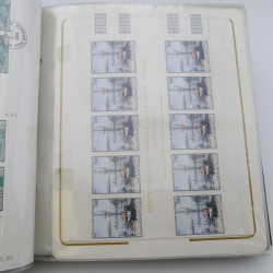 Lot massif de timbres de Monaco neufs et oblitérés en 6 albums.