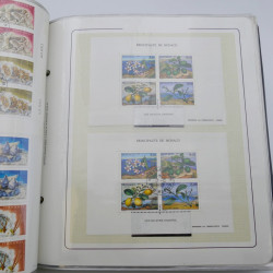 Lot massif de timbres de Monaco neufs et oblitérés en 6 albums.