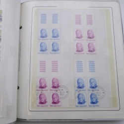 Lot massif de timbres de Monaco neufs et oblitérés en 6 albums.