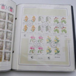 Lot massif de timbres de Monaco neufs et oblitérés en 6 albums.