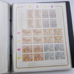 Lot massif de timbres de Monaco neufs et oblitérés en 6 albums.