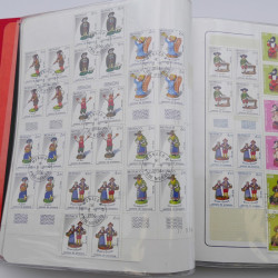 Lot massif de timbres de Monaco neufs et oblitérés en 6 albums.