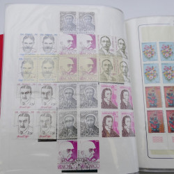 Lot massif de timbres de Monaco neufs et oblitérés en 6 albums.