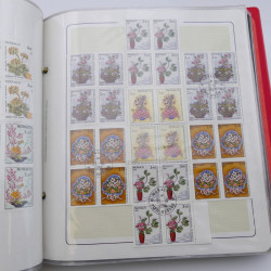Lot massif de timbres de Monaco neufs et oblitérés en 6 albums.