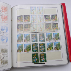 Lot massif de timbres de Monaco neufs et oblitérés en 6 albums.