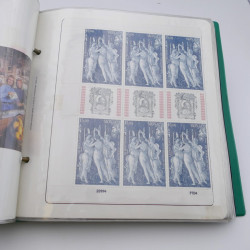 Lot massif de timbres de Monaco neufs et oblitérés en 6 albums.