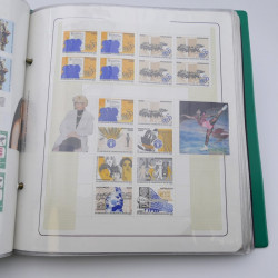 Lot massif de timbres de Monaco neufs et oblitérés en 6 albums.