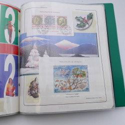 Lot massif de timbres de Monaco neufs et oblitérés en 6 albums.