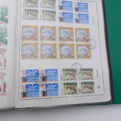 Lot massif de timbres de Monaco neufs et oblitérés en 6 albums.