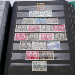 Lot massif de timbres d'Allemagne neufs et oblitérés en 6 albums.