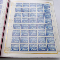 Lot massif de timbres d'Allemagne neufs et oblitérés en 6 albums.