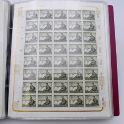 Lot massif de timbres d'Allemagne neufs et oblitérés en 6 albums.