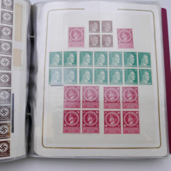 Lot massif de timbres d'Allemagne neufs et oblitérés en 6 albums.