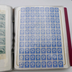 Lot massif de timbres d'Allemagne neufs et oblitérés en 6 albums.