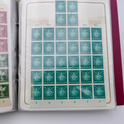 Lot massif de timbres d'Allemagne neufs et oblitérés en 6 albums.