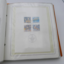 Lot massif de timbres d'Allemagne neufs et oblitérés en 6 albums.