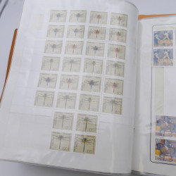 Lot massif de timbres d'Allemagne neufs et oblitérés en 6 albums.