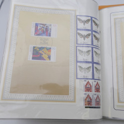 Lot massif de timbres d'Allemagne neufs et oblitérés en 6 albums.