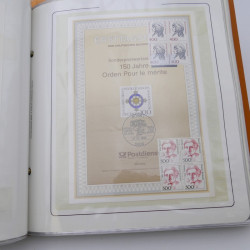 Lot massif de timbres d'Allemagne neufs et oblitérés en 6 albums.