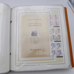 Lot massif de timbres d'Allemagne neufs et oblitérés en 6 albums.