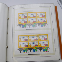 Lot massif de timbres d'Allemagne neufs et oblitérés en 6 albums.