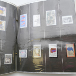 Lot massif de timbres d'Allemagne neufs et oblitérés en 6 albums.