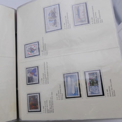 Lot massif de timbres d'Allemagne neufs et oblitérés en 6 albums.