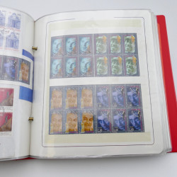Collection timbres commémoratifs de France neufs et oblitérés.