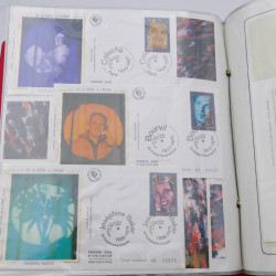 Collection timbres commémoratifs de France neufs et oblitérés.