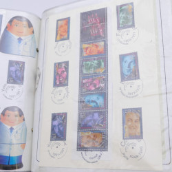 Collection timbres commémoratifs de France neufs et oblitérés.