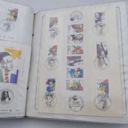 Collection timbres commémoratifs de France oblitérés.