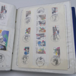 Collection timbres commémoratifs de France oblitérés.