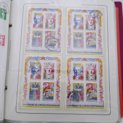 Collection timbres commémoratifs de France oblitérés.