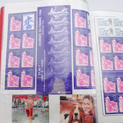 Collection timbres commémoratifs de France neufs et oblitérés.