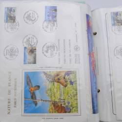 Collection timbres commémoratifs de France neufs et oblitérés.