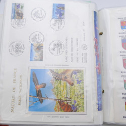 Collection timbres commémoratifs de France neufs et oblitérés.