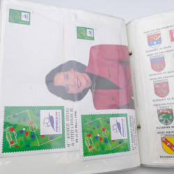 Collection timbres commémoratifs de France neufs et oblitérés.